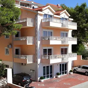 Queen , Trogir Horvátország